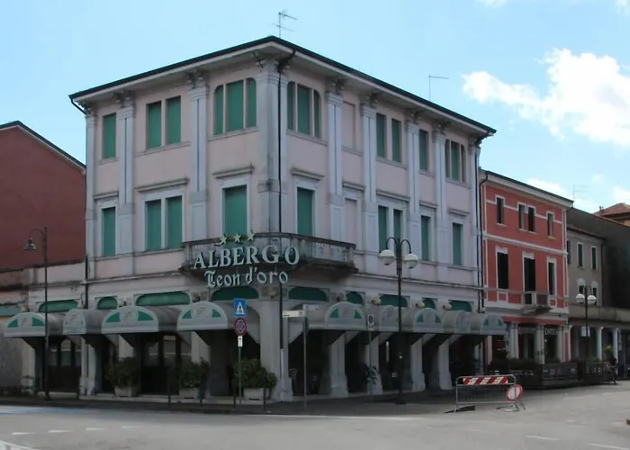 Albergo Ristorante Leon d'Oro